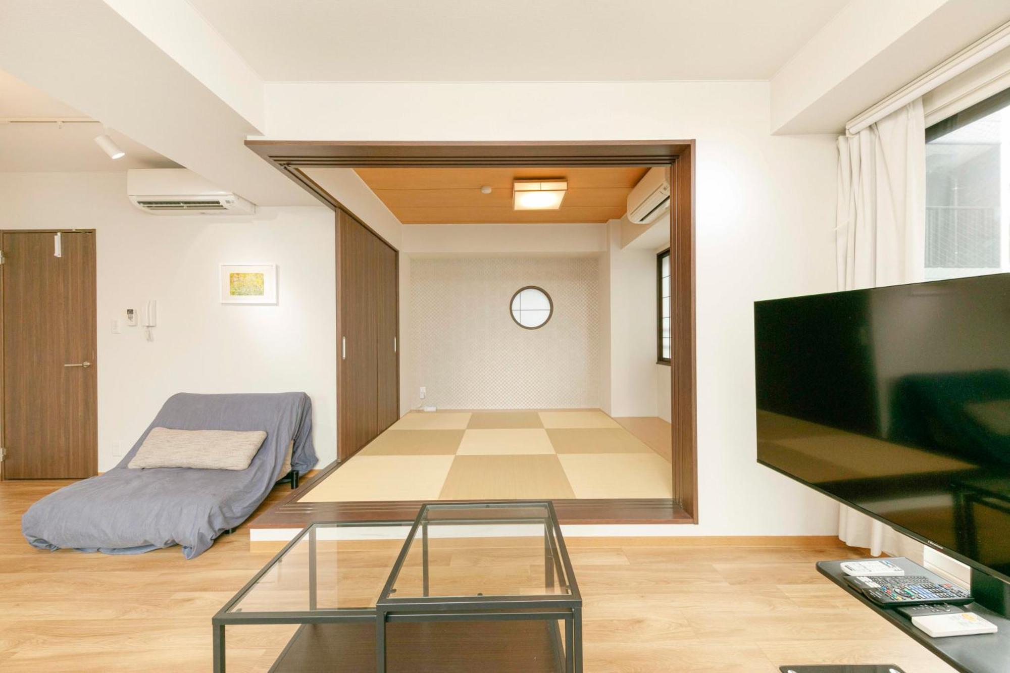 Gamadas Bld Tokyo prefektur Rum bild